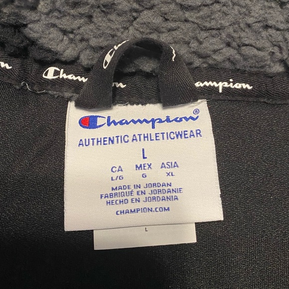 NWT - Champion Cozy Sherpa High Pile Mesh Camo Zipup Vest (Standard Fit) - Picture 8 of 14